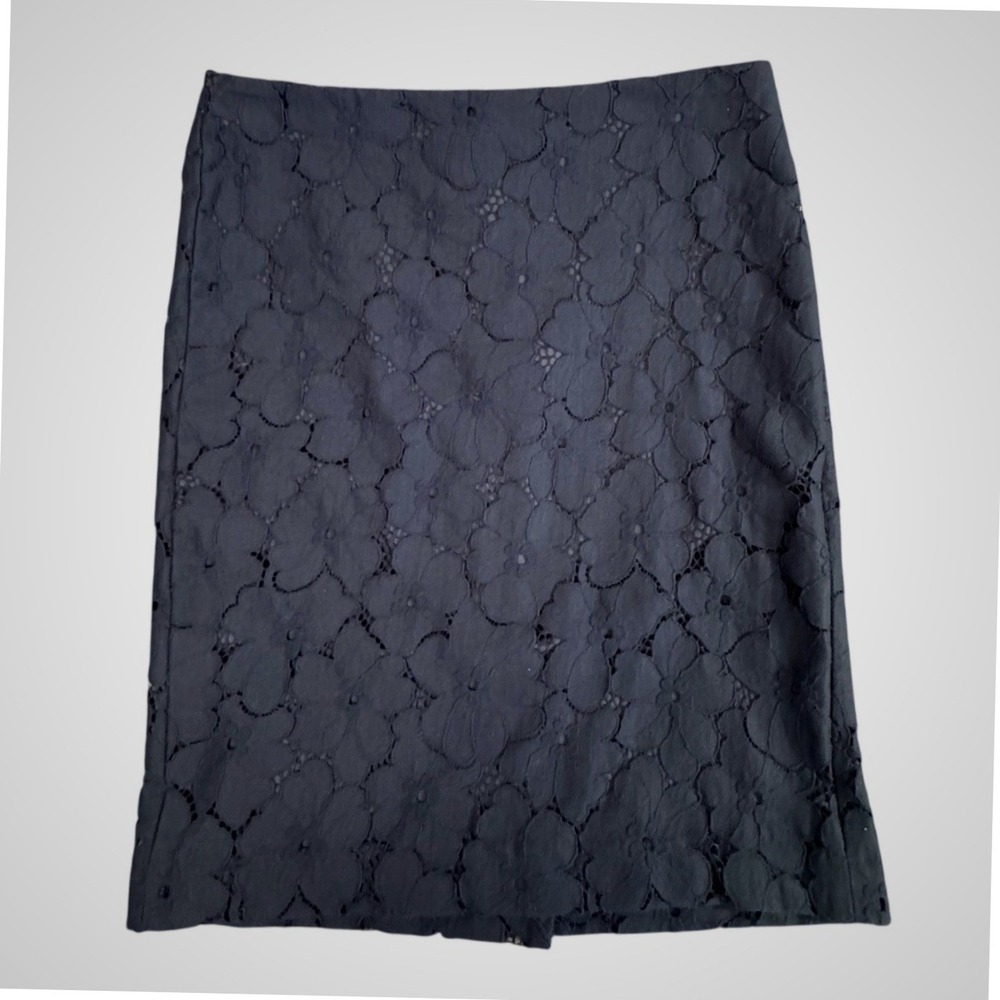 Banana Republic Navy Blue Floral Lace Pencil Skirt Petite 2P Lined Back Vent